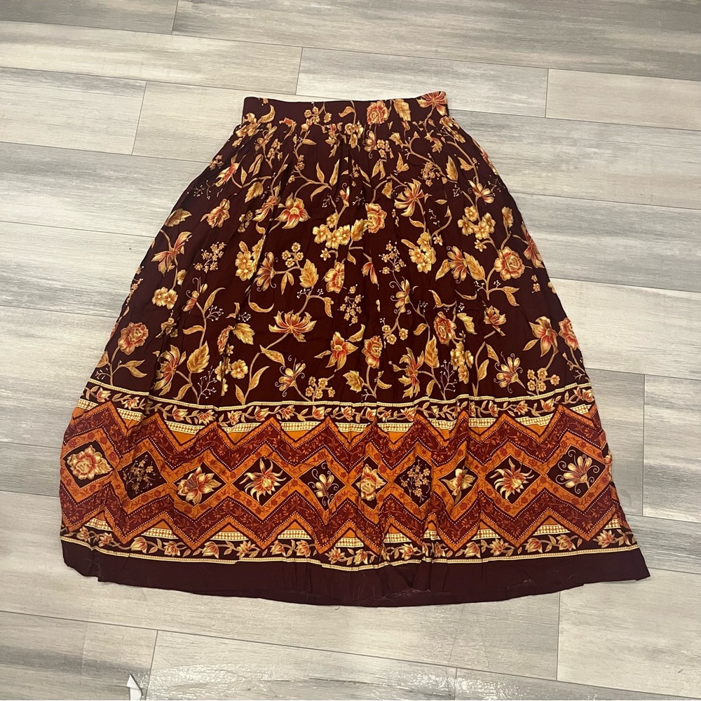 Stonebridge Burgundy Floral Skirt